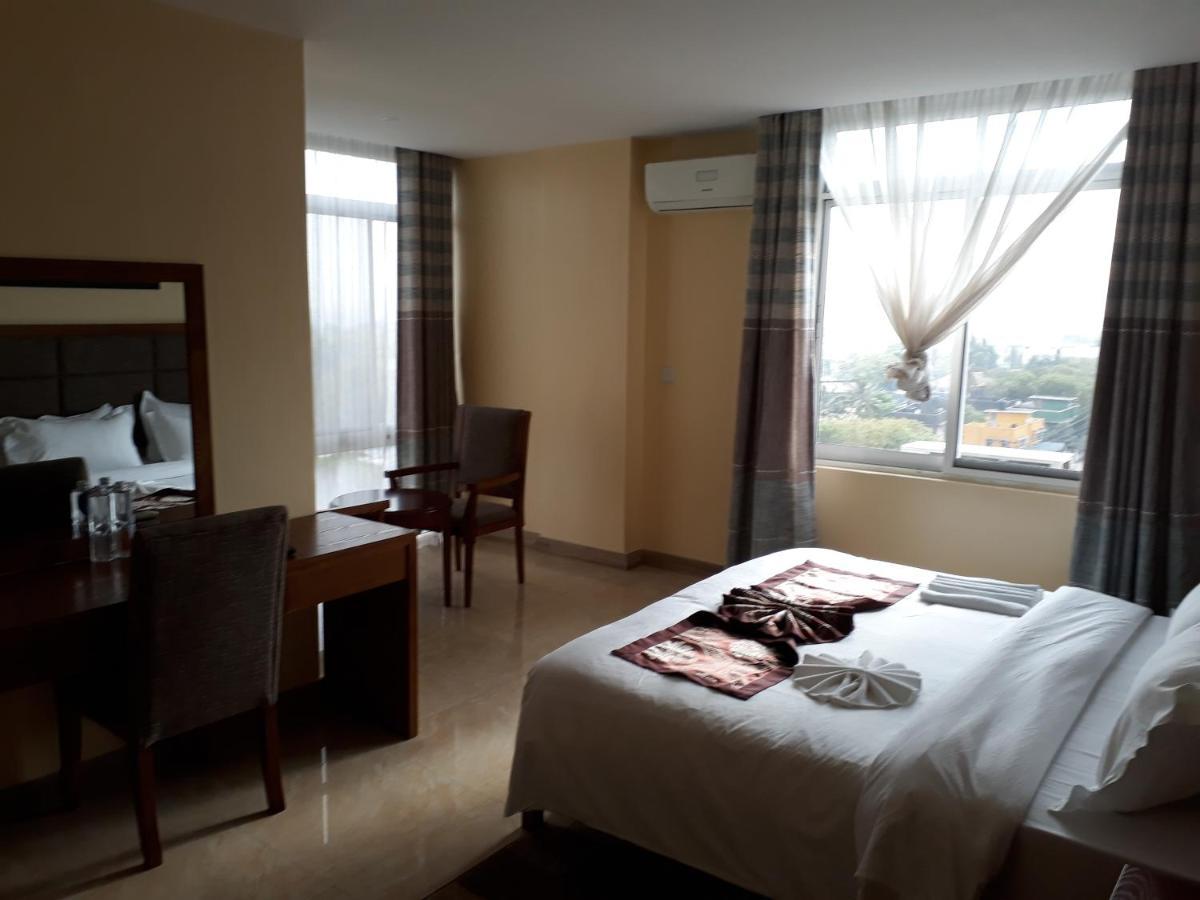 Imperial Hotel & Apartments Dar es Salaam Eksteriør billede