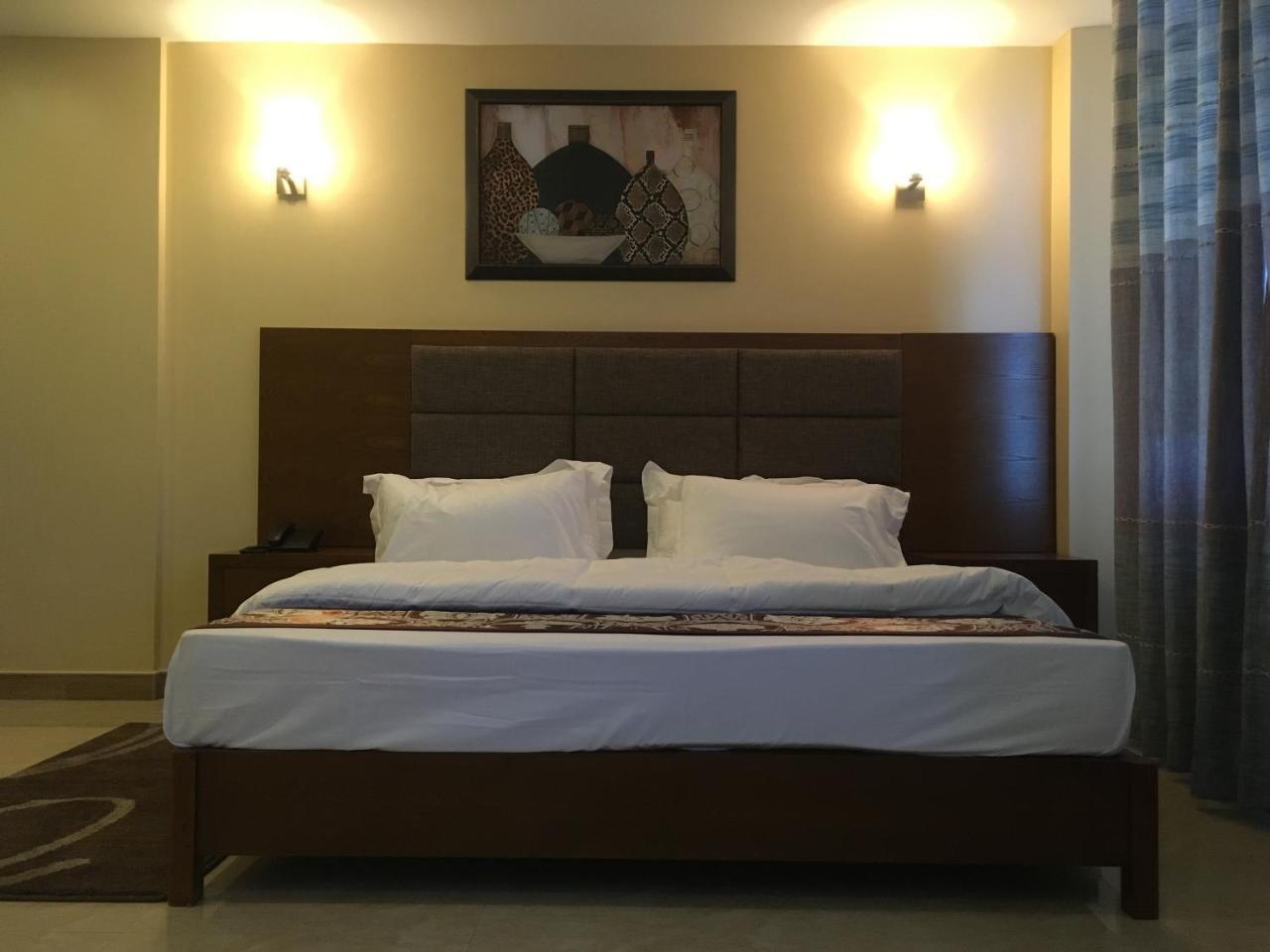 Imperial Hotel & Apartments Dar es Salaam Eksteriør billede